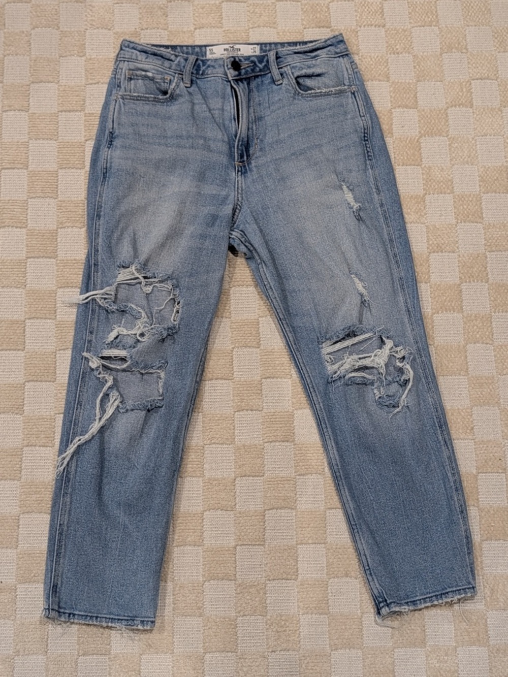 Hollister Curvy High Rise Mom Jean Distressed Jeans Size 5S